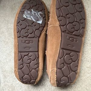 Brand new Natural color Uggs size 8